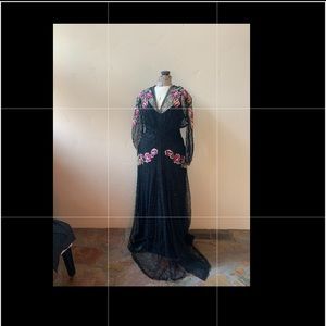 Gorgeous black lace 20’s dress